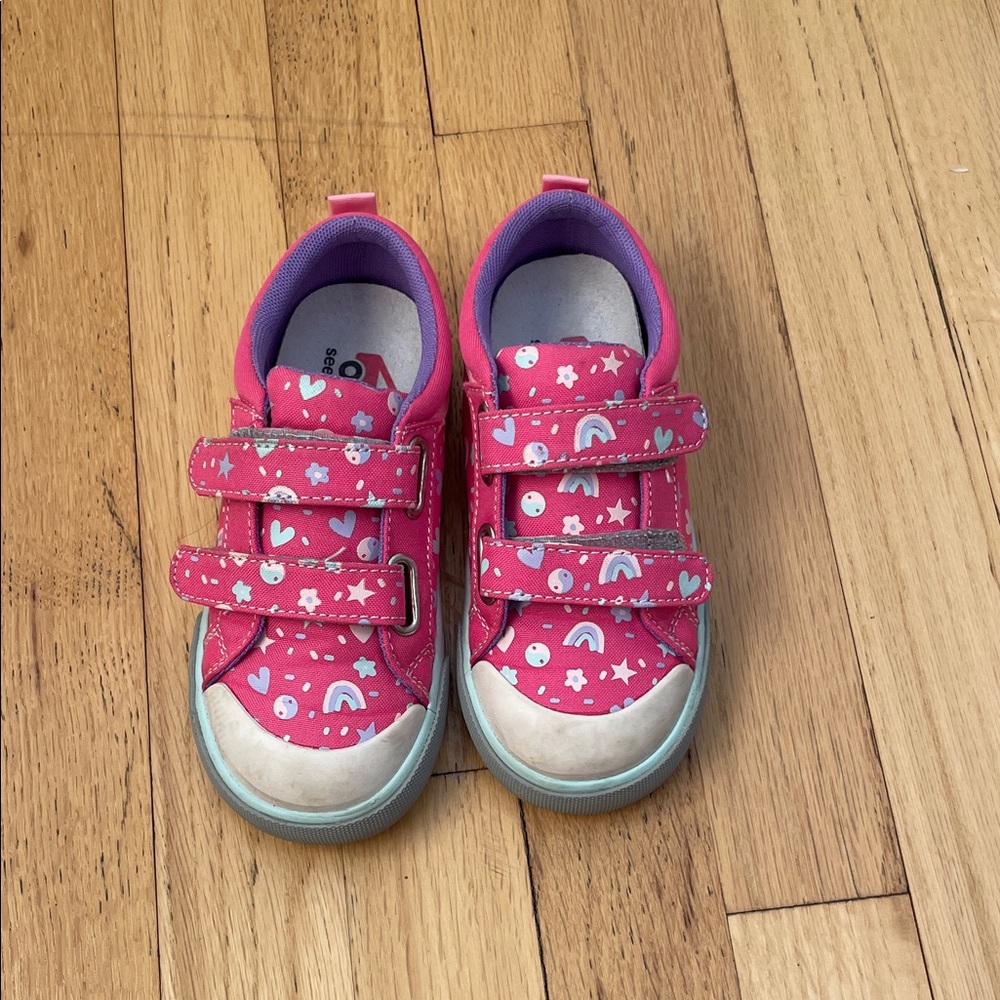 See Kai run girls Pink Velcro Shoes size 11.5